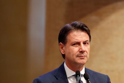 Italy's 5-Star leader pledges to support Draghi despite schism