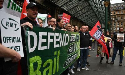 Labour frontbenchers who joined rail strike pickets pressed to apologise