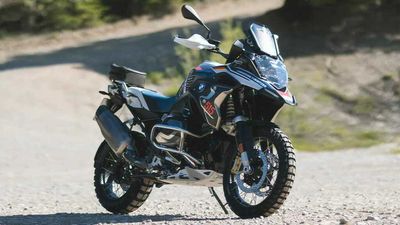 BMW Motorrad Reveals Its 2022 R 1250 GS Trophy Competition Bike