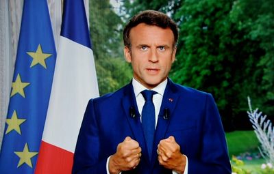 Macron urges 'compromises' to break France impasse