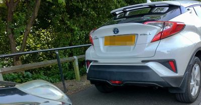 Edinburgh resident forced to use mobility scooter on roads due to 'bad parking'
