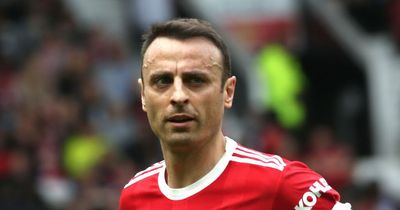 Dimitar Berbatov sends 'uncomfortable' message to Manchester United fans over his crowd chant