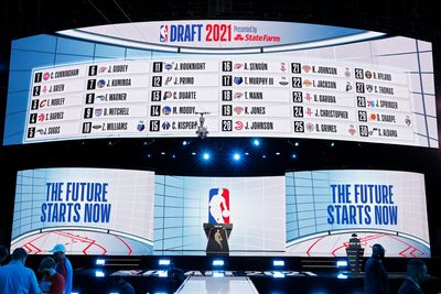 Could the Celtics hope to move into the 1st round of the ’22 draft? One analyst has heard rumbles they might