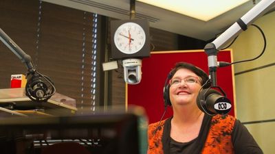 ABC Radio Brisbane presenter Kelly Higgins-Devine's diagnosis prompts warning