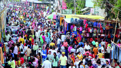 Lucknow: Covid spreading tentacles, experts warn of fourth wave