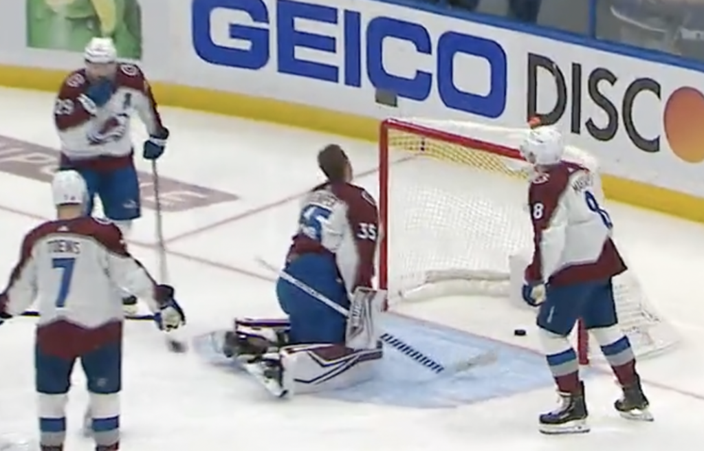 Lightning scored controversial Game 4 goal after Darcy…