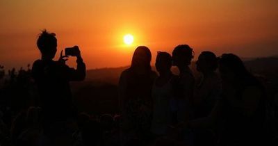'Damaging' downpours may hit Glastonbury revellers
