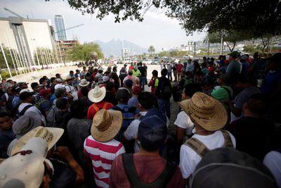 U.S. to offer 300,000 work visas for Mexicans, Central Americans - Mexican official