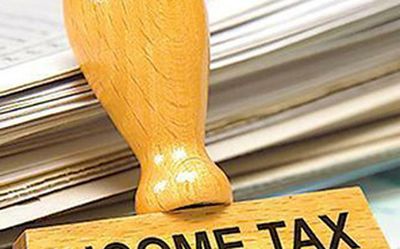 I-T raids on educational institutions in Bengaluru