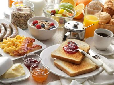Healthy and quick breakfast tips for busy working women