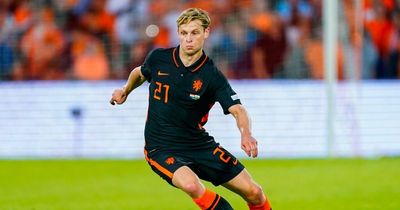 Manchester United set to submit improved bid for Frenkie de Jong to Barcelona