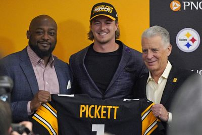 Pittsburgh Steelers sign rookie quarterback Kenny Pickett