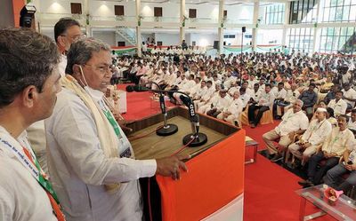 There is a Congress wave in State, says Siddaramaiah