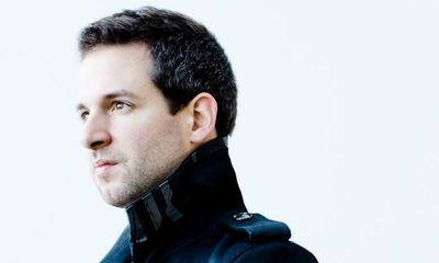 Messiaen: Vingt Regards sur l’Enfant-Jésus review – Chamayou brings real joy and brilliance