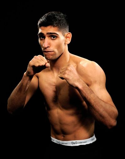 Gang spied on Amir Khan in restaurant before taking £72,000 watch, court told