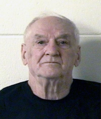 Man convicted last year of killing 2 in 1976 dies in prison