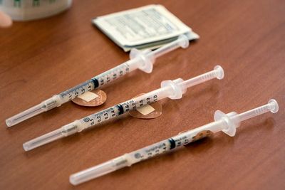 Experts endorse Moderna COVID-19 shots for kids ages 6 to 17