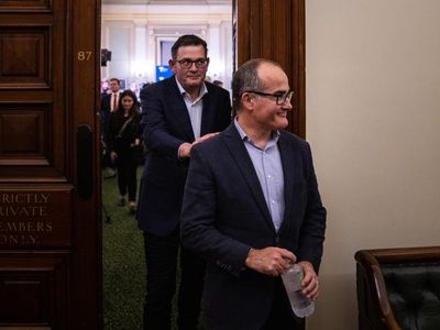Two Vic ministers promoted after exodus