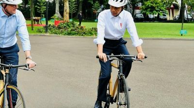 Indonesian Designer's Wheels behind Leaders' Bamboo Bike Bromance