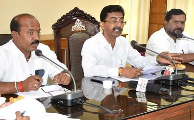 Survey of nomadic, semi-nomadic communities sought