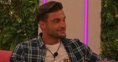 Love Island's Davide has fans in hysterics with odd habit after he snogs Danica