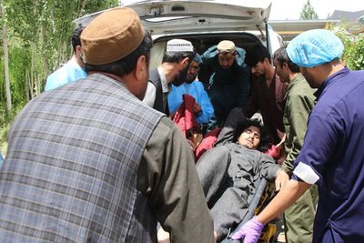 A long night for doctors helping victims of Afghanistan quake