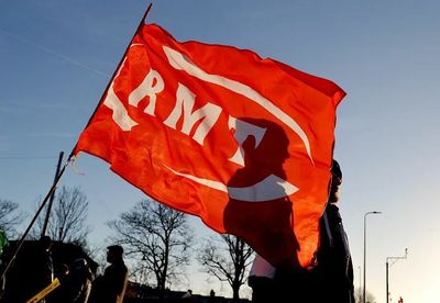 Glasgow rally to stand ‘shoulder-to-shoulder’ with striking rail workers