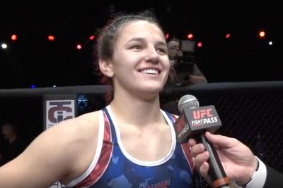 Video: Bella Mir improves to 3-0 with finish, vows to be ‘bigger icon’ in MMA than father Frank