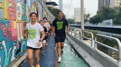 Bangkok governor goes maskless during morning run