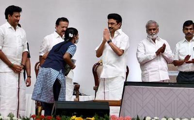 Stalin launches ‘Kalloori Kanavu’ programme