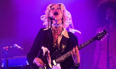 St Vincent review – Annie, get your scream on