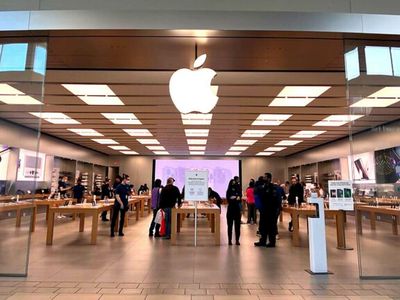 After Maryland Store Votes To Unionize, Apple Prepares To Negotiate With Workers: Report