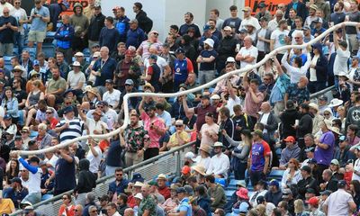 Stewards chase beer snakes amid raucous Headingley atmosphere
