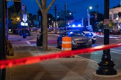 Police: 5-month-old girl in car fatally shot in Chicago