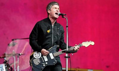 Noel Gallagher review – a Glastonbury singalong for the ages