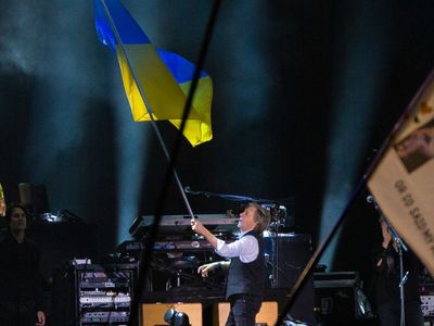 Glastonbury 2022: Paul McCartney waves Ukrainian flag as he comes out for encore