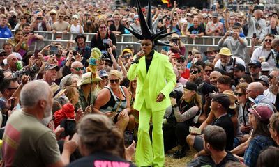 Glastonbury 2022: fury, fireworks and spectacle as women call the shots