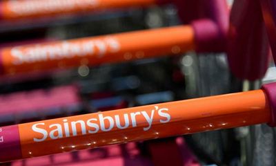 Sainsbury’s under new pressure to pay living wage for all workers
