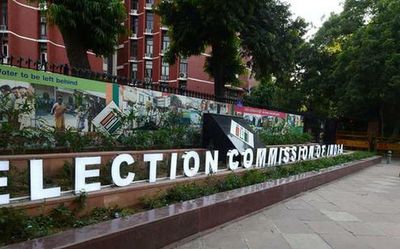 Have power to register, want authority to cancel registration of parties: EC to Law Minister