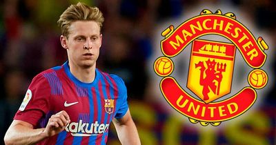 Man Utd 'set deadline' to complete Frenkie de Jong transfer as talks drag on