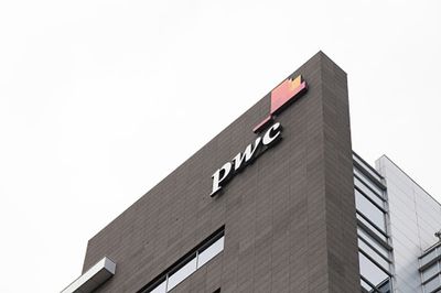 Thousands of PwC staff to get 9% pay rise to help with cost of living