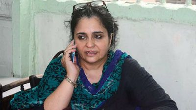 Ahmedabad: Teesta proposed air journey, cops rejected it