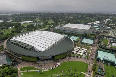 What's on at Wimbledon? Andy Murray, Novak Djokovic & Emma Raducanu play today