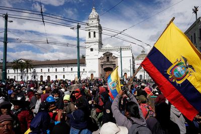 Ecuador to halt pumping oil within 48 hours amid protests - Bloomberg News