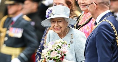 Queen travels to Scotland with royals for first public engagements since Jubilee