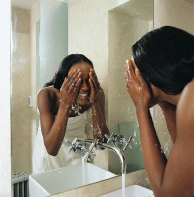 What’s the best way to wash your face? Dermatologists explain the science of clean skin