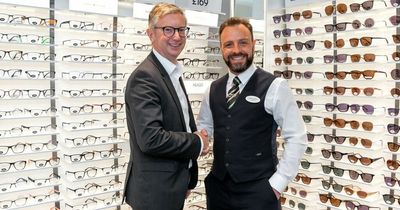 £250,000 investment in Cottingham Specsavers makes it a hat-trick of branches for Hull store director