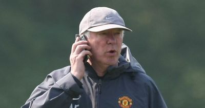 Sir Alex Ferguson almost missed out on signing Man Utd icon after phone call snub