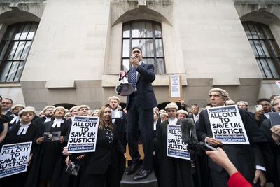 Fresh court delays as barristers walk out on first day of strike action