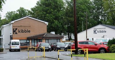 Teenagers talked down from roof at Paisley care centre for young people